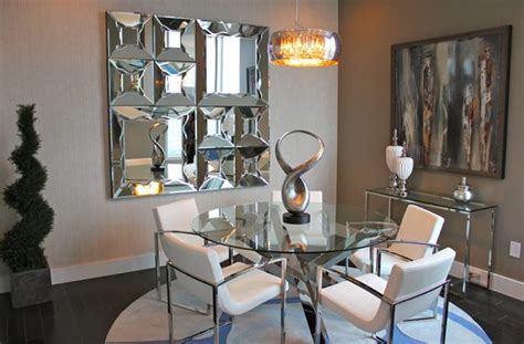 A large mirror in a small room creates the illusion of depth, so don't be scared to go big. 20 Lovely Dining Room with Stunning Mirrors | Home Design ...