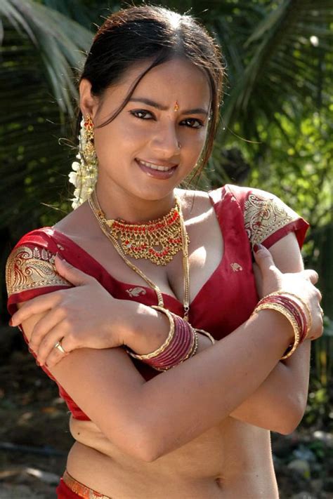 Sex.com is updated by our users community with new saree pics every day! Madhusantha Hot Cleavage and Navel Show in Half Saree hot ...
