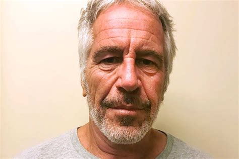 Epstein's estate was estimated at $577 million last august. Jeffrey Epstein confidante Ghislaine Maxwell arrested by ...