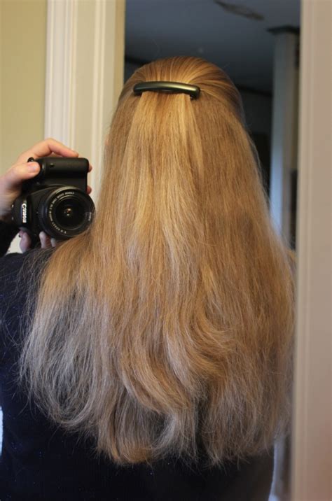 Join the army of beauty icons and sport a gorgeous crop which emphasizes your best assets. Lookin' Up: Haircut