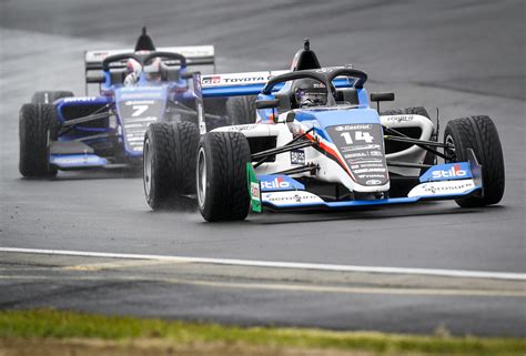 Get up to speed with everything you need to know about the 2021 dutch grand prix, which takes place at zandvoort on sunday, september 5. GALLERY: New Zealand Grand Prix, Sunday - Speedcafe