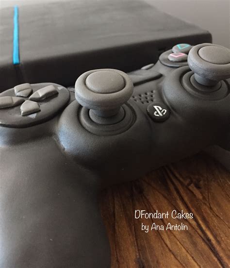 4.7 out of 5 stars. Tarta play station 4. Mando. DFondant Cakes by Ana Antolín ...