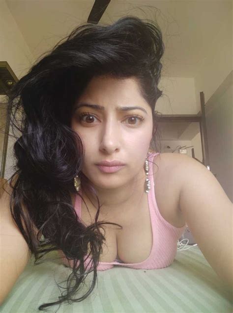 Mallu aunty white saree cleavage. Anveshi-Jain-Hot---Bold-Figure-59246 in 2020 | Most beautiful indian actress, Desi beauty ...