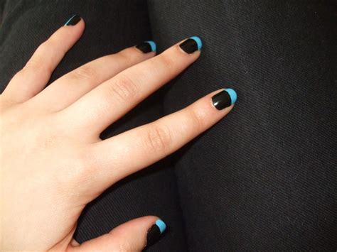 The step by step and tips like wrapping in foil made it easy and the mess was manageable. Black nails with blue tipped french mani | French nails ...