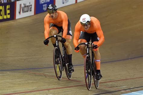 Track cycling in 20 hours. Baanwielrenner Hoogland naar finale EK | Foto | tubantia.nl