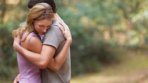 10 different types of hugs and what they mean - SLVIKI