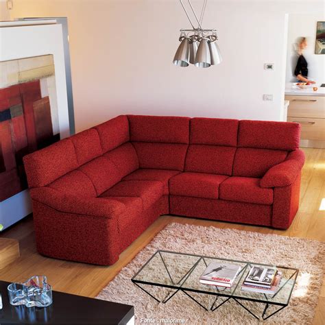 Come scegliere un divano e posizionarlo ecco dei consigli. Divano Piccolo / Piccolo divano ad angolo con vani ...