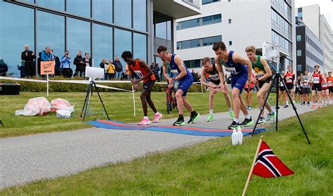 In this video we discuss jakob ingebrigtsen and his insane training plan to break mo farah's 1500m european athletics record. Jakob-Ingebrigtsen-Norweginan-5km-record-start-by-Geir ...