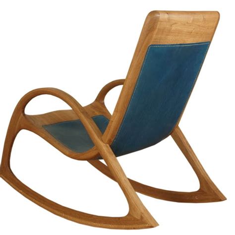 Bei uns werden sie selbst zum designer und bestimmen stil und farbe ihres neuen möbelstückes individuell. Relax Sessel Aus Leder Und Holz - DIY Geschenke für Männer ...
