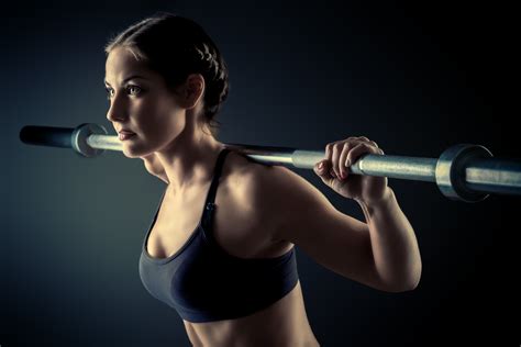 If you want to really rock that tank top at the gym or go sleeveless during summer, then doing the best arm exercises for women is a must. Fitness Wallpapers, Pictures, Images