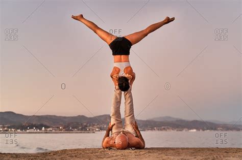 Male feet on wooden background. Male Foot Slender / Foot Talk Women With Smaller Feet Have Prettier Faces And Men With Small ...