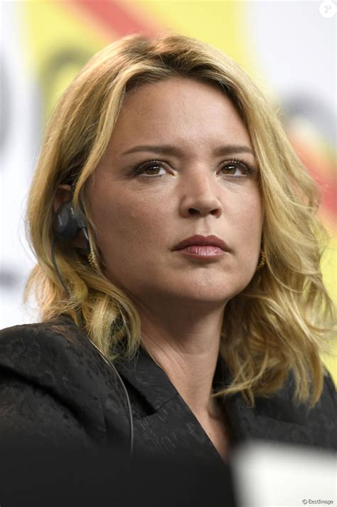 She was previously married to patrick ridremont. Virginie Efira à la conférence de presse du film Police ...