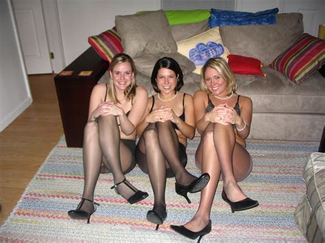 Most popular free hd 'teen brunette threesome' movie. pantyhose-partygirl-trio | Andrea | Flickr