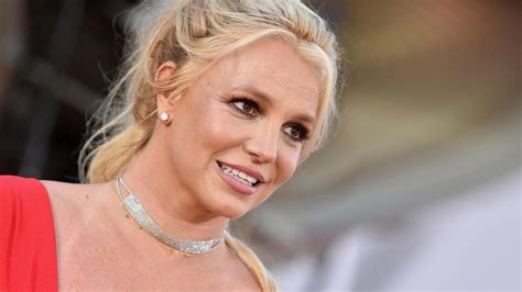 Das ziel der sängerin, sie will sich aus den fängen ihres vaters befreien und endlich ein selbstbestimmtes leben führen. Britney Spears verliert gegen ihren Vater vor Gericht ...