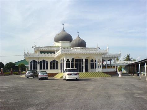 Aras platform bawah tanah stesen masjid jamek jalur kelana jaya. Putera Lapis Mahang: Malaysia Tanah Air Ku: 048 SENIBINA ...