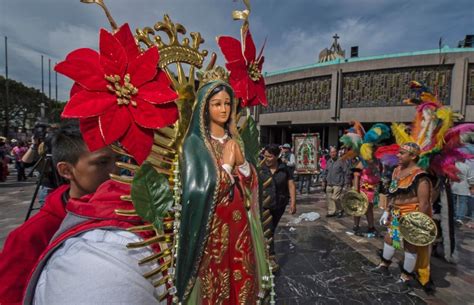 Educadora de parvulos búsqueda entre 33.000+ vacantes actuales en chile y en el extranjero rápido & gratis los mejores empleadores salario competitivo¡trabajo: Día De La Virgen De Guadalupe 2015: See Devotees Celebrate ...