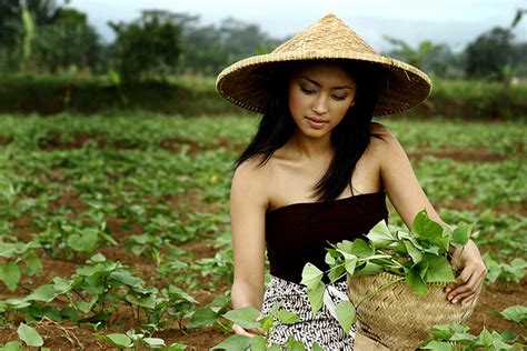 Check dunia indah gadis seksi yang akan membangkitkan siapa pun. Yield™: Foto Gadis2 Desa Yg Cantik....