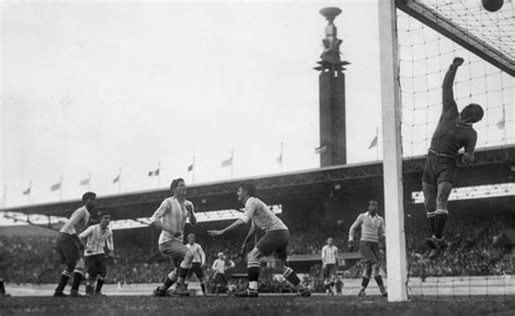 Gratis fullscreen modus geen registratie geen downloads. Tijdens de olympische voetbalfinale van 1928 was Amsterdam ...