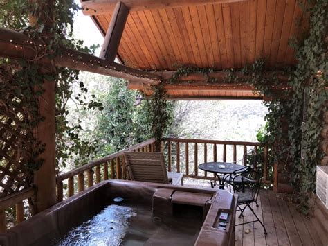 Christopher creek, which is about one mile away, has two restaurants and a small country market and of wooden nickel cabins has a management office on property. Payson Cabins - cabin