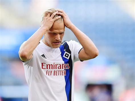 Die leichtigkeit vom sieg gegen den 1. Derby-Dilemma: Kostet diese Schwäche den HSV-Aufstieg?