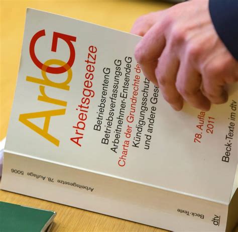 Arbeitsbescheinigung — arbeitsbescheinigung, vom arbeitgeber bei beendigung eines. Entwurf Arbeitsvertrag Teilzeit