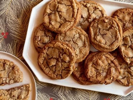Trisha yearwood christmas bell cookies/foodnetwork. Trisha Yearwood Christmas Bell Cookies/Foodnetwork. / 100 Best Christmas Cookies For 2020 Food ...