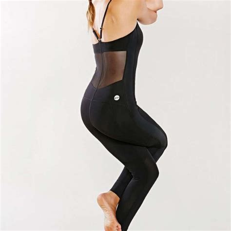 Flexible clothes made to fit your lifestyle. yoga without pants - Image 4 FAP