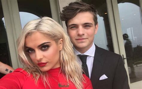 In the name of love (martin garrix and bebe rexha song). Martin Garrix en Bebe Rexha live op Lollapalooza - Partyscene