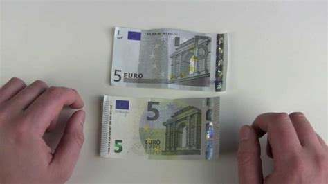 Er wird dann nicht mehr produziert und ausgegeben. Neuer 5 Euro Schein vs Alter 5 Euro Schein - YouTube