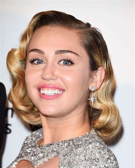 She's the 1st born daughter of country singer, billy ray cyrus, she held minor roles in the television series, doc & the film, big fish in her childhood. Miley Cyrus - Elton John AIDS Foundation's Oscar 2018 ...