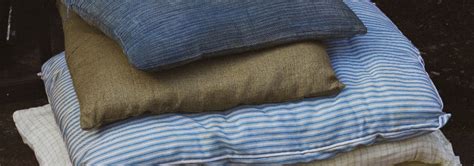 If you are thinking about replacing your mattress, then there's a good chance you are experiencing a diminished quality of sleep. How Often Should You Replace Your Pillows? - Vaya Blog