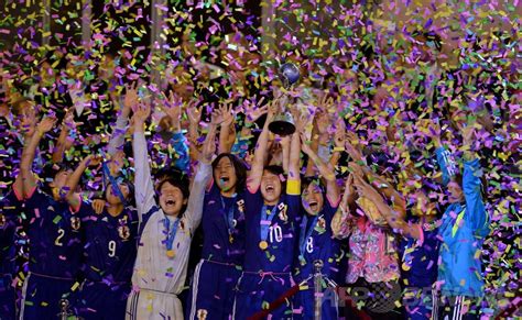 変質者の霊でしょ かお www 急に怖いなぁw でか. リトルなでしこがW杯優勝!決勝でスペイン撃破 写真14枚 国際 ...