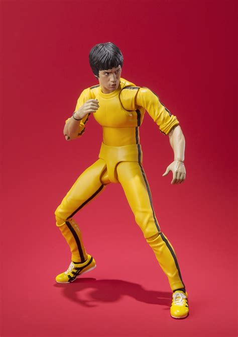 Dive into the research topics where hye seung lee is active. S.H.Figuarts - Bruce Lee (Yellow Track Suit)