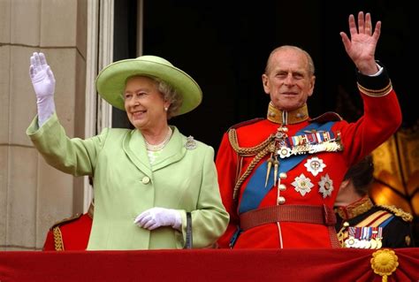 Vojvoda je bio u rodbinskim vezama sa brojnim kraljevskim porodicama širom evrope, a mnogi su poslali poruke saučešća. Malo ko se u životu nalupao kao princ Filip! - alo.rs