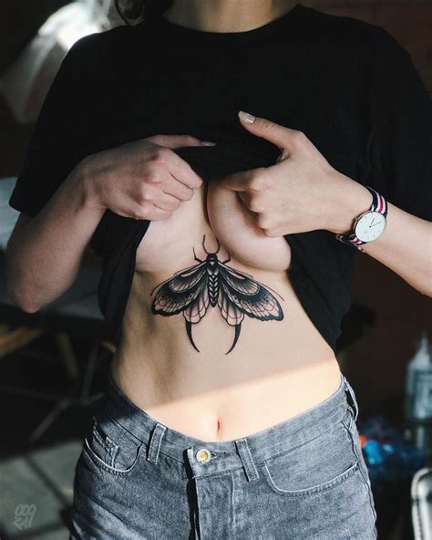 Unlike other services, the u.s. 150+ Cute Stomach Tattoos for Women (2021) - Belly Button ...