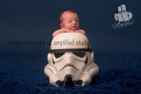 This is a mod for the original star wars battlefront (2004) this mod allows you to play as the hero for any map and mode while keeping their original functionality (can't capture command posts, are invincible, and lightsaber deflection is turned on.) Star Wars set up for a newborn session. Www.amplifiedwales ...