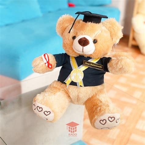 Letakkan jantung merah besar di kaki teddy dan anda akan mempunyai. Jual Hadiah Boneka Teddy Bear Love Murah Jogja - Kado Wisudaku