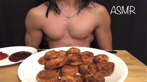 Chicken nuggets are the key to most people's hearts, am i right? ASMR Eating Crunchy Chicken Nuggets - YouTube