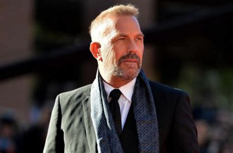 He has received two academy awards, two golden globe awards, a primetime emmy award. Kevin Costner wird 60: Seit Bodyguard ist Zeit vergangen ...