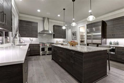 Be fluent with your design ideas, avoid the norm and stereotypical kitchen design ideas. 101 U-Shape Kitchen Layout Ideas (Photos)