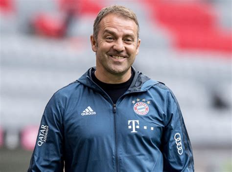 Hansi flick sube enteros en la cotización de la bolsa del barcelona para ocupar el banquillo del primer equipo azulgrana para la próxima temporada. Bayern boss Hansi Flick 'trying his best' to keep Thiago ...