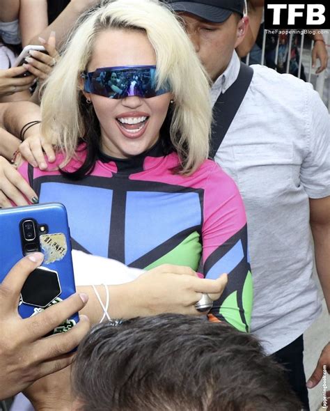 Miley Cyrus / mileycyrus Nude, OnlyFans Leaks, The Fappening - Photo