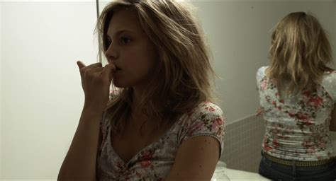 Nr 10/24/2011 (us) drama, mystery 1h 49m. 뮤비파일 :: 아메리칸 섹슈얼라이프 (Traduit de l'américain American ...