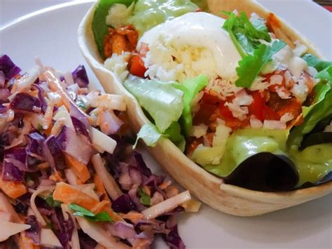 Of fish and 2 tbsp of slaw on top. Fish Tacos with Red Cabbage and Celeriac Coleslaw ...
