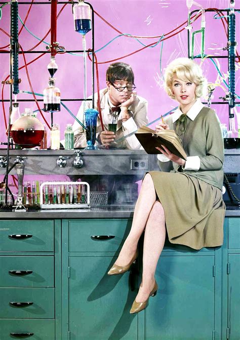 The nutty professor / cast Lady Hollywood | Stella stevens, The nutty professor ...