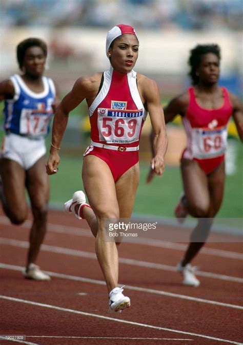 Griffith joyner began to spread her creative talent off the track. American track athlete Florence Griffith-Joyner competes ...