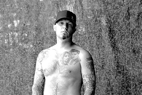 Jul 25, 1975 · fame lyrics: Fred Durst Bio, Age, Height, Wife, Movie, Net worth ...