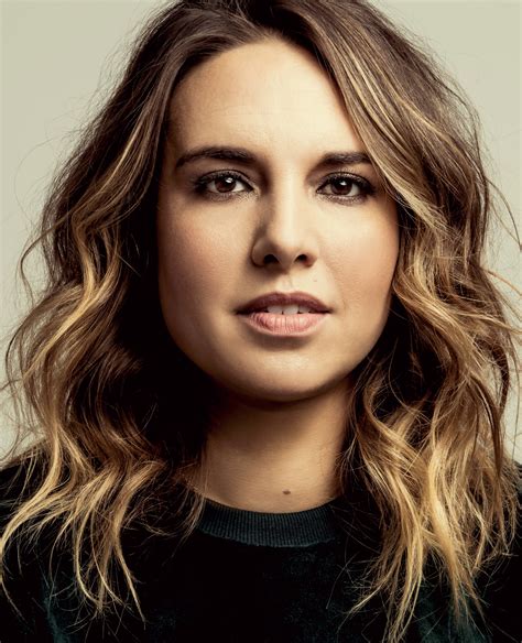 Последние твиты от ingrid oliveira(@ingriddoliv). Ingrid Oliver on new comedy THE HUSTLE - CROOKES Magazine