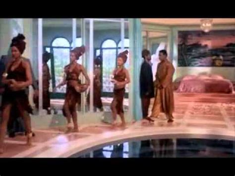 What happened in this movie? Coming to America - Opening Scene - YouTube
