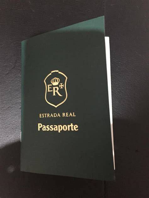 Following european union standards the passport bears the title união europeia above the country name and the title of passaporte. Quer saber ?: "Passaporte Estrada Real " OU Todo Mundo ...